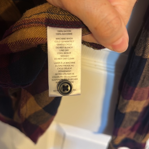 Woman’s Button Down - Picture 6 of 6